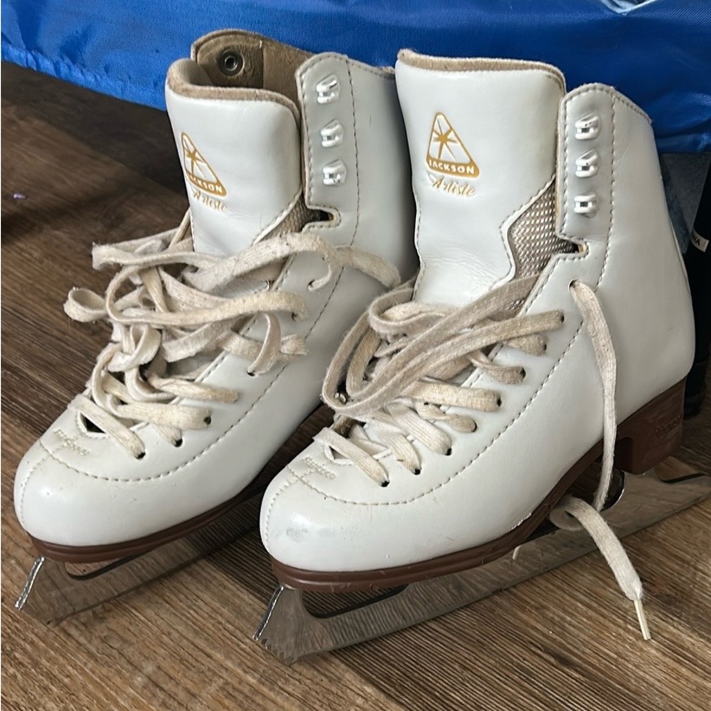 JACKSON Artiste White Girl’s Ice Figure Skates